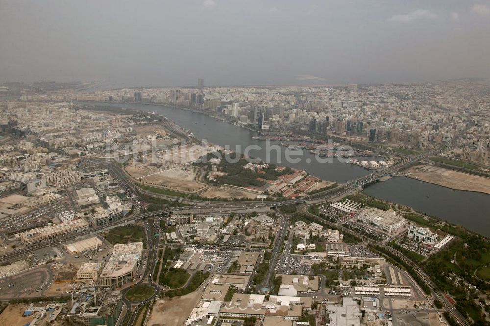 Luftbild Dubai - Dubai Al Maktoum Bridge