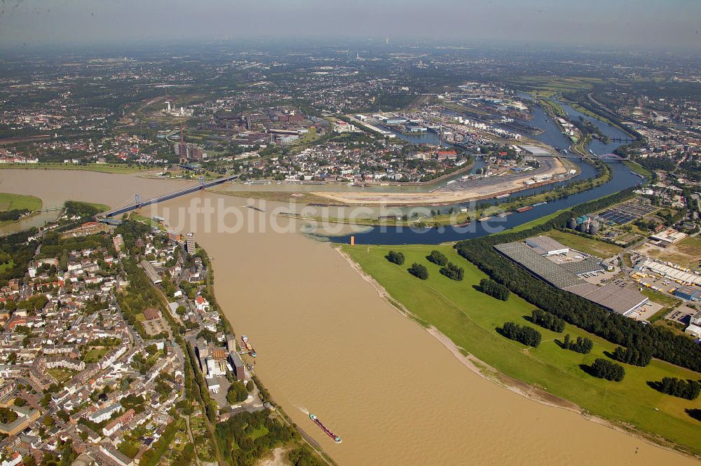 Luftbild Duisburg - Duisburg-Ruhrort bei Hochwasser