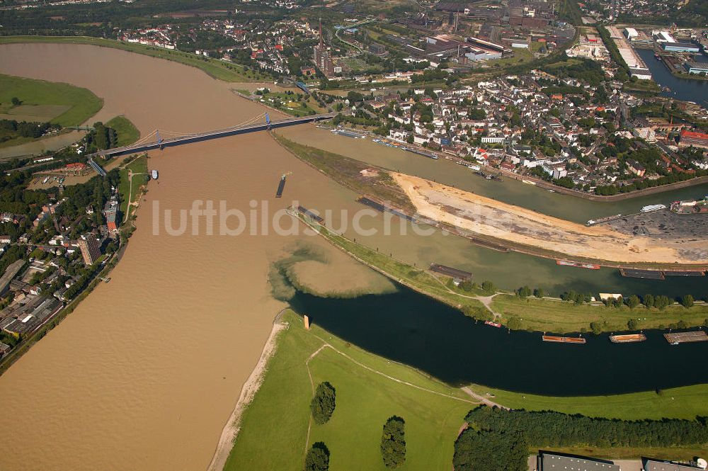 Luftaufnahme Duisburg - Duisburg-Ruhrort bei Hochwasser