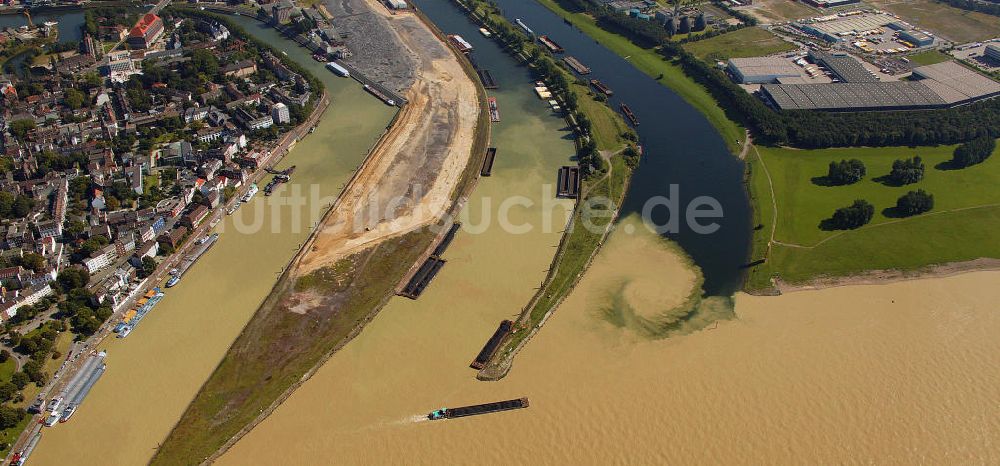 Duisburg aus der Vogelperspektive: Duisburg-Ruhrort bei Hochwasser