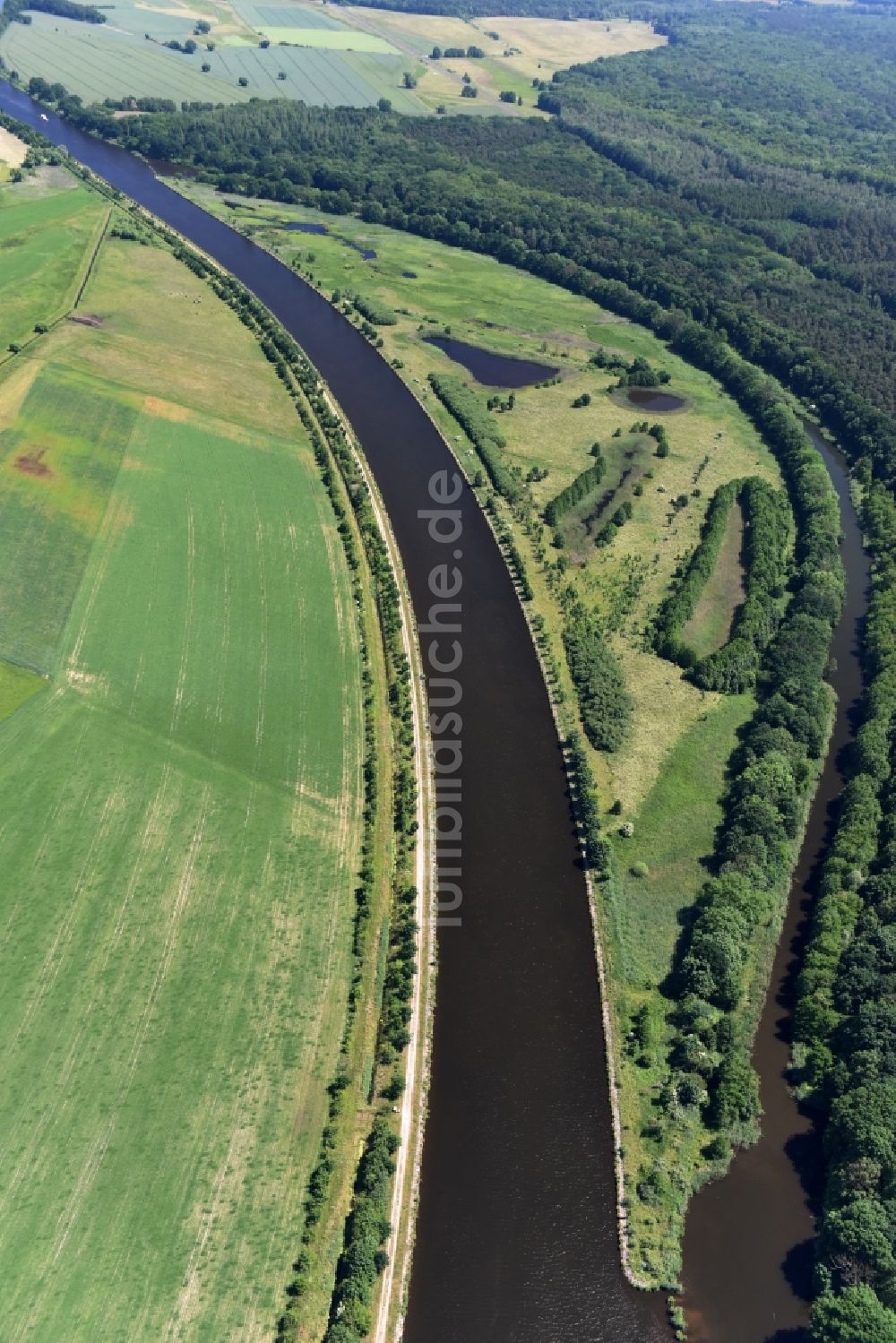 Parchau aus der Vogelperspektive: Durchstich Parchau im Elbe-Havel-Kanal im Bundesland Sachsen-Anhalt