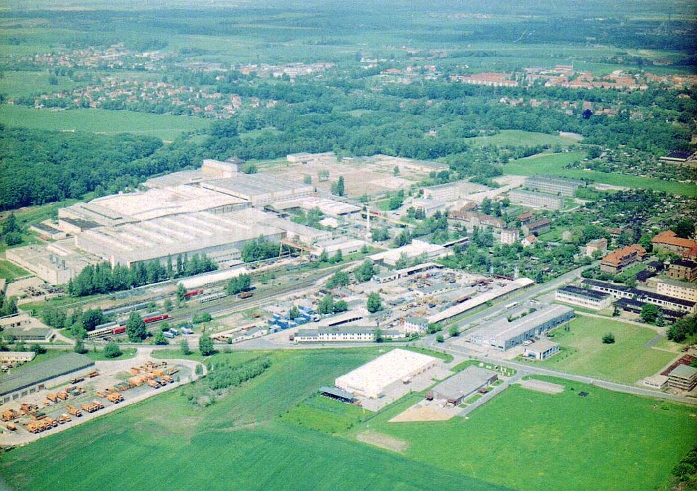 Bautzen / Sachsen von oben - (DWA) Schienenfahrzeugwerk in Bautzen / Sachs.