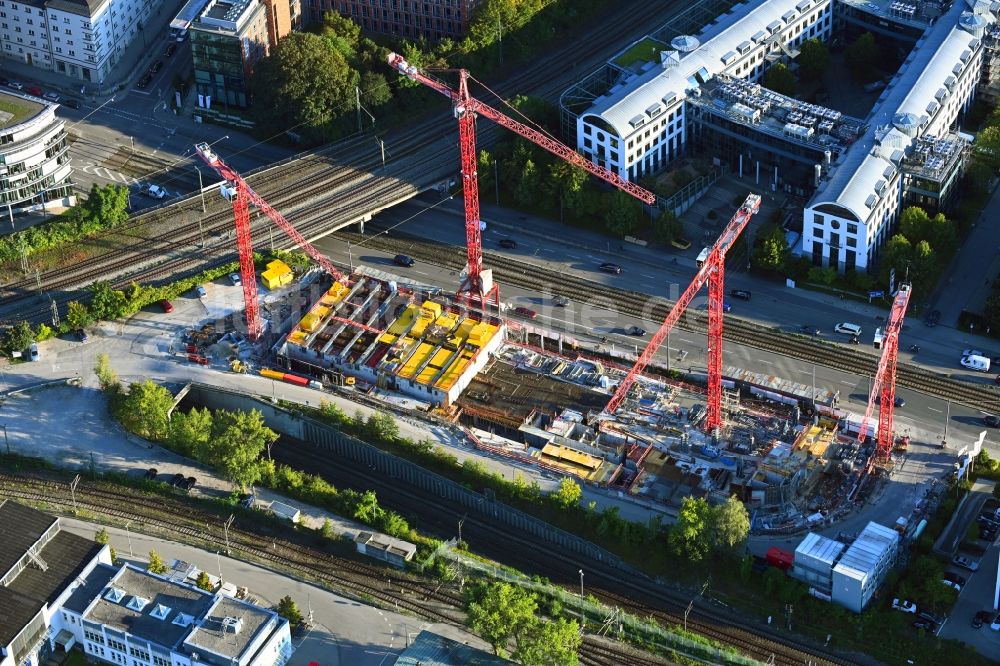 Luftbild München - Eckhaus- Baustelle zum Neubau eines Wohn- und Geschäftshauses im Ortsteil Laim in München im Bundesland Bayern, Deutschland