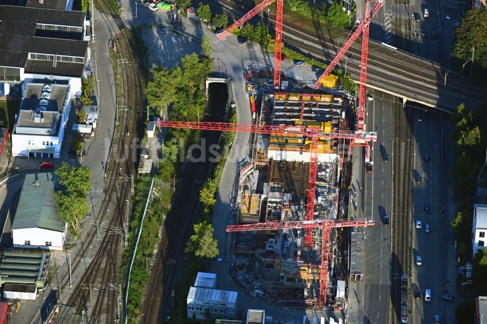 Luftbild München - Eckhaus- Baustelle zum Neubau eines Wohn- und Geschäftshauses im Ortsteil Laim in München im Bundesland Bayern, Deutschland