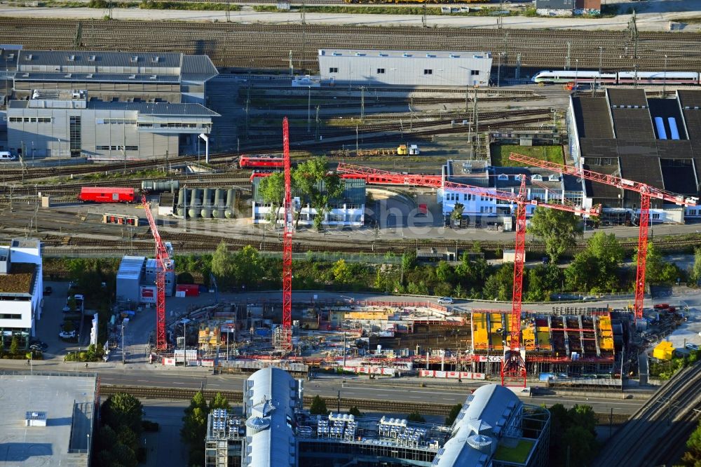 Luftbild München - Eckhaus- Baustelle zum Neubau eines Wohn- und Geschäftshauses im Ortsteil Laim in München im Bundesland Bayern, Deutschland