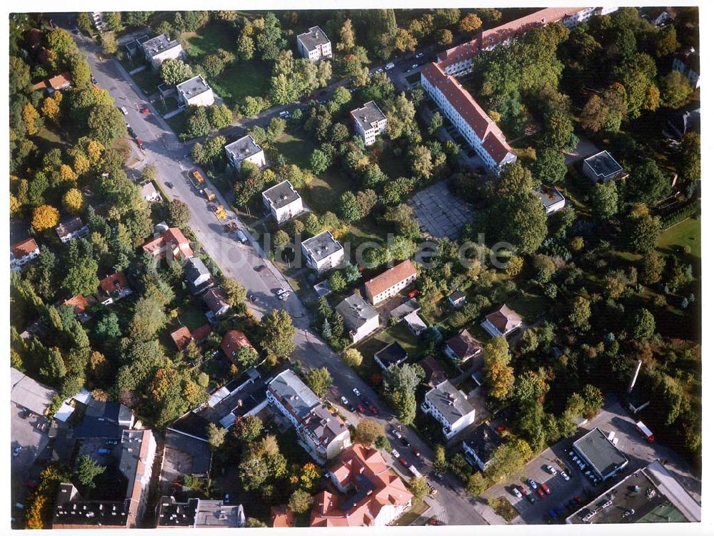 Luftaufnahme Berlin - Pankow - Ehem. DDR-Botschaftsresidenzen an der Kuckhoffstraße in Berlin - Pankow.