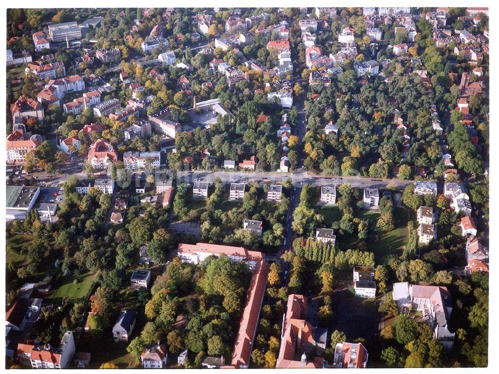 Luftaufnahme Berlin - Pankow - Ehem. DDR-Botschaftsresidenzen an der Kuckhoffstraße in Berlin - Pankow.