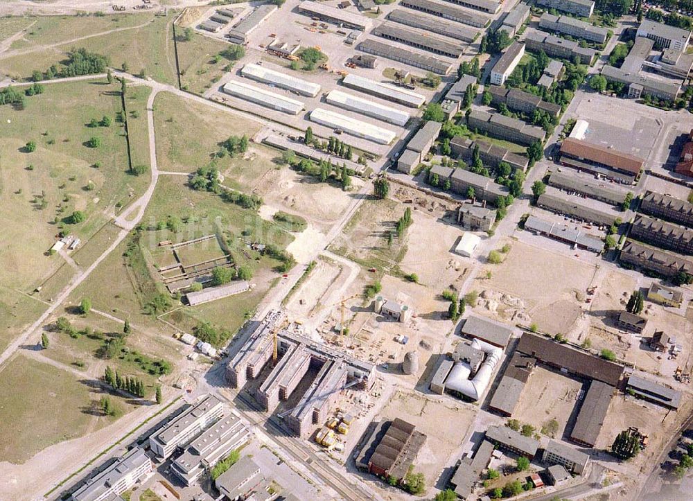 Berlin - Johannisthal aus der Vogelperspektive: Ehem. Flugplatz Johannisthal.