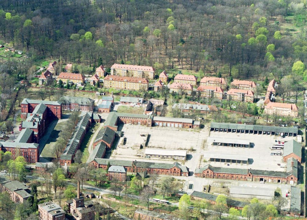 Potsdam aus der Vogelperspektive: ehem. GUS-Kaserne am Bornstedter Feld in Potsdam.