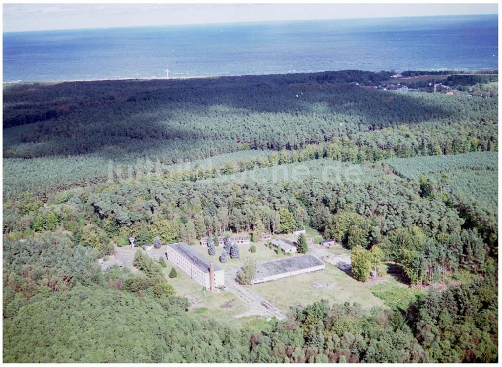 Graal-Müritz / Mecklenburg Vorpommern aus der Vogelperspektive: ehem. NVA - Kaserne in Graal - Müritz / Mecklenburg Vorpommern / 27.09.02