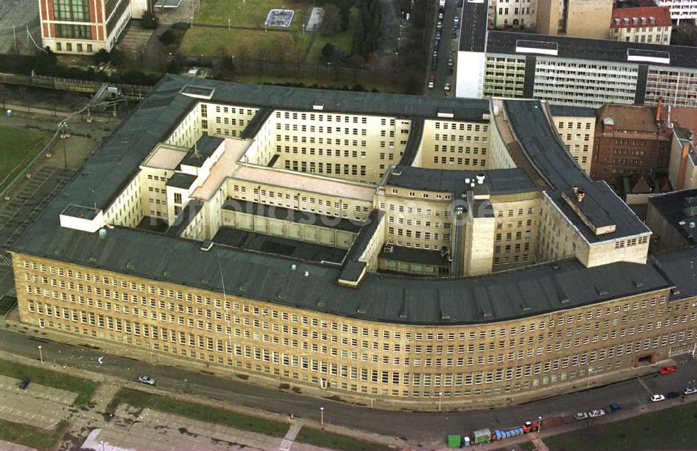 Berlin aus der Vogelperspektive: 12.02.95 ehem. Reichsbankgebäude in Berlin-Mitte heute Außenministerium