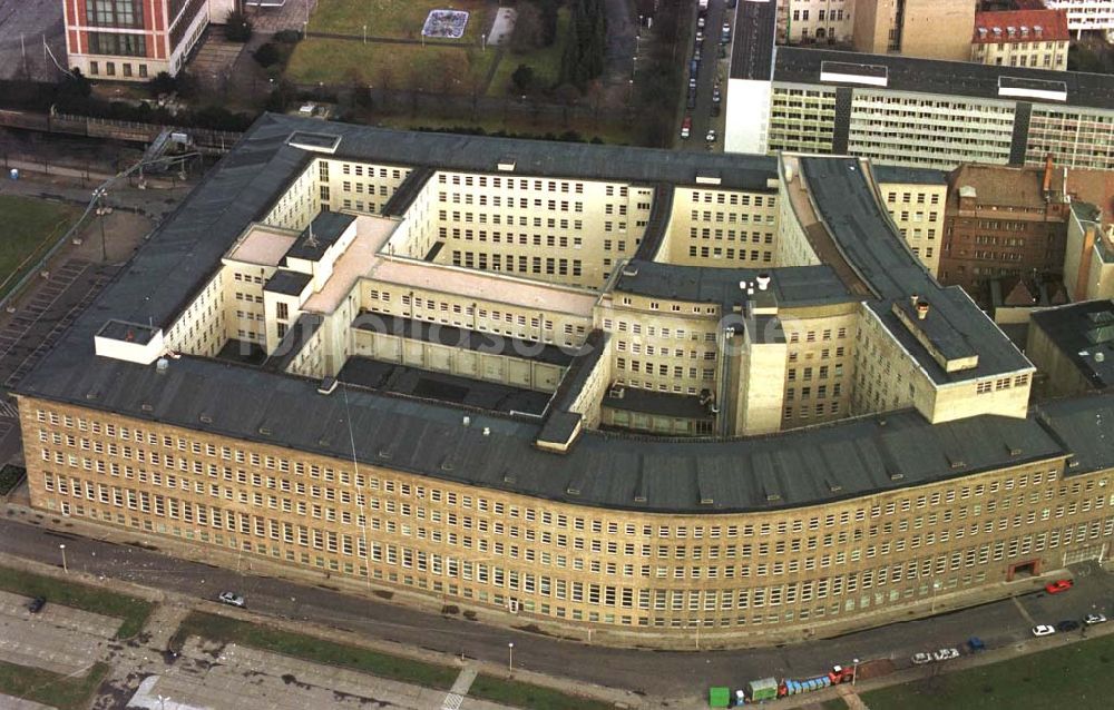 Berlin von oben - 12.02.95 ehem. Reichsbankgebäude in Berlin-Mitte heute Außenministerium