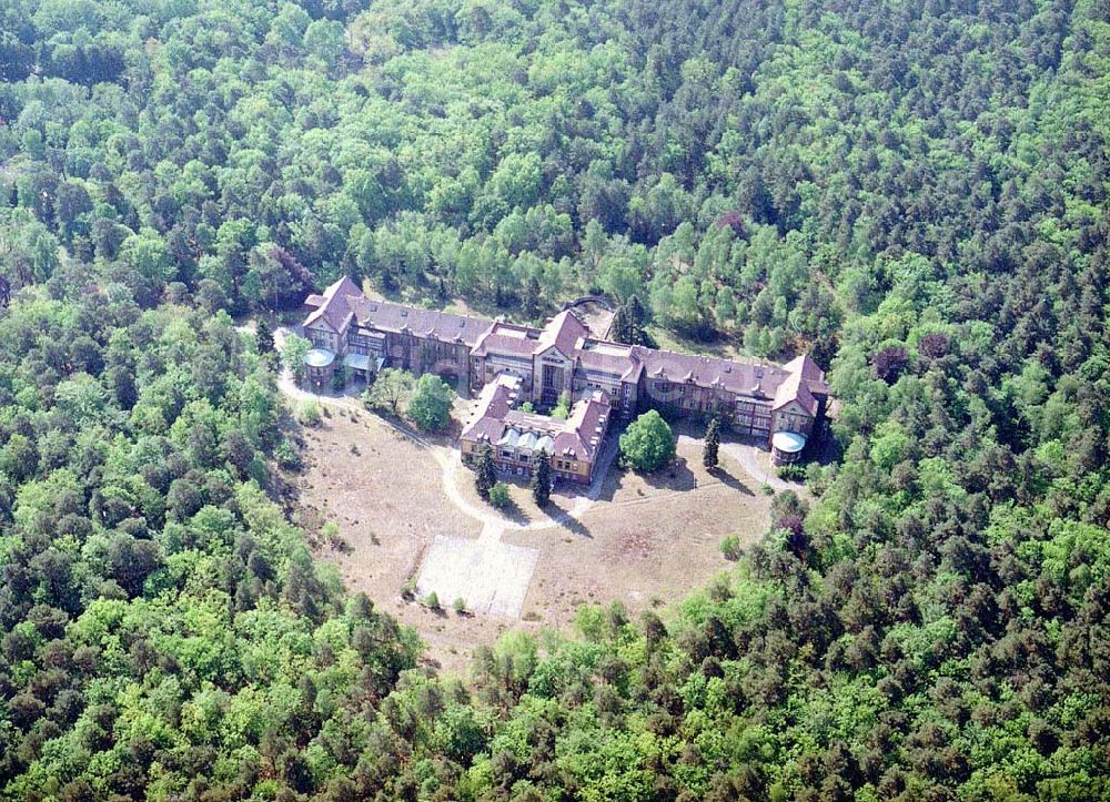 Luftaufnahme Beelitz - Ehem. russ. Militärlazarett in Beelitz.