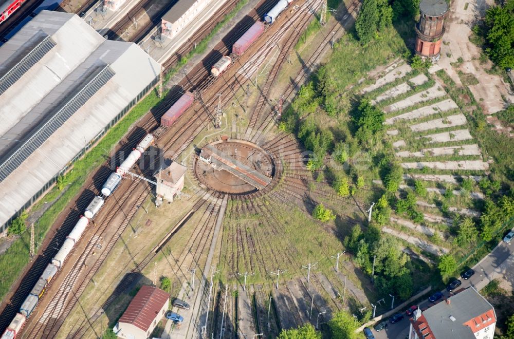 Luftbild Frankfurt (Oder) - Ehemalige Drehscheibe und Lokschuppen am Hauptbahnhof in Frankfurt (Oder) im Bundesland Brandenburg