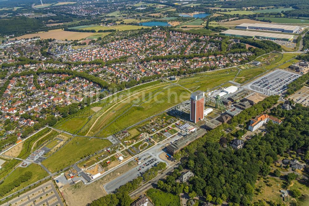 Luftbild Kamp-Lintfort - Ehemalige Förderanlagen und Bergbau- Schacht- Anlagen am Förderturm Zeche Friedrich Heinrich Schacht 2 in Kamp-Lintfort im Bundesland Nordrhein-Westfalen