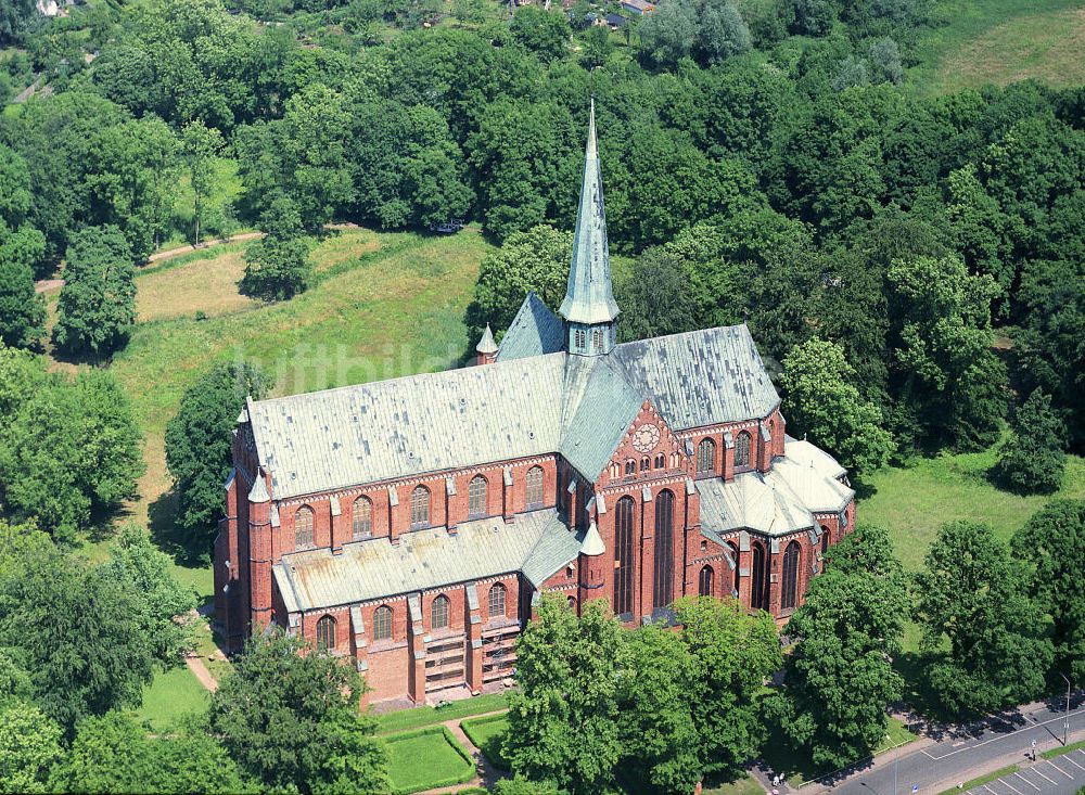 Bad Doberan aus der Vogelperspektive: Ehemalige Klosterkirche Bad Doberan - monastery church in Bad Doberan