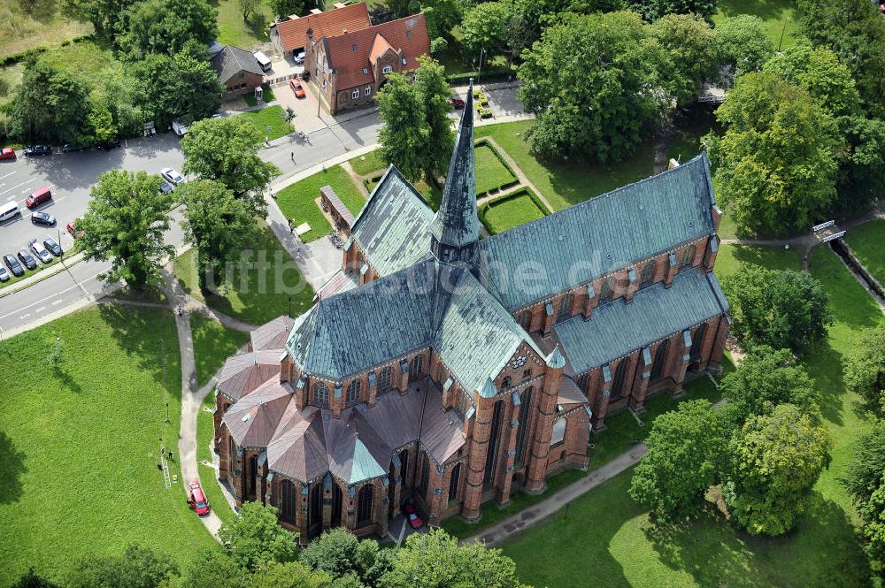 Bad Doberan von oben - Ehemalige Klosterkirche Bad Doberan - monastery church in Bad Doberan