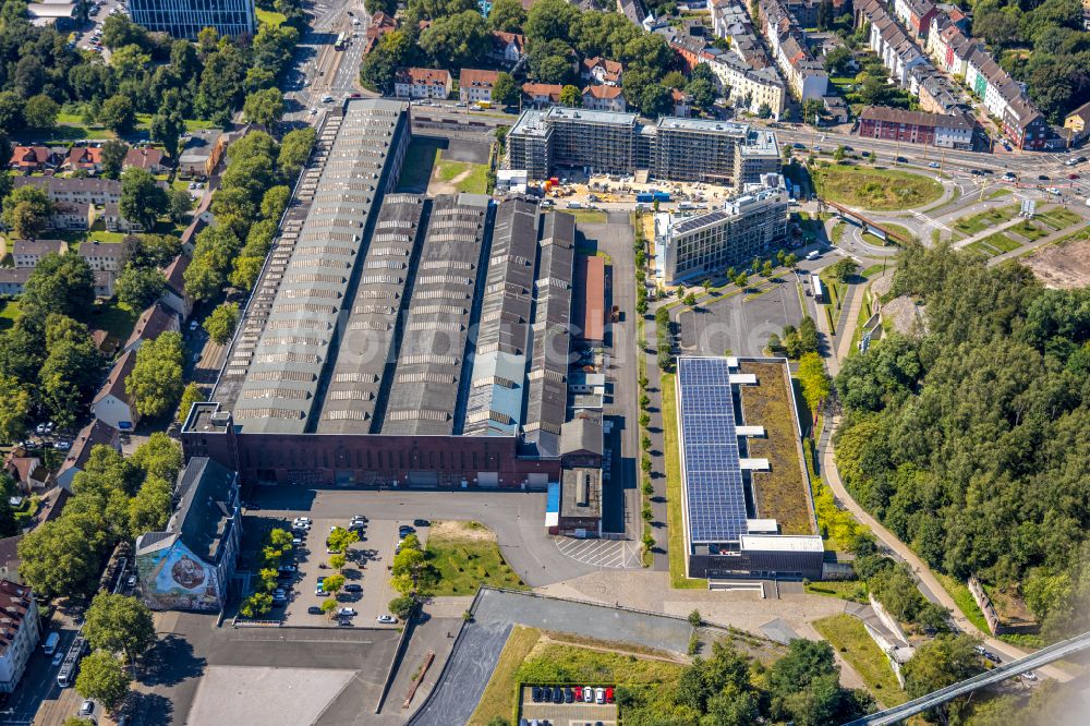 Bochum aus der Vogelperspektive: Ehemalige Mechanischen Werkstätten des Bochumer Vereins. Heute als Lager von der ThyssenKrupp AG genutzte Werkhalle in Bochum im Bundesland Nordrhein-Westfalen