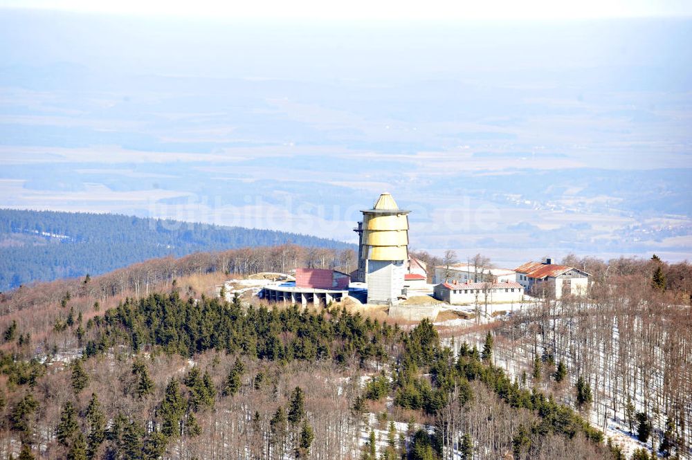 Luftaufnahme Pec / Hochofen - Ehemalige Militäranlage auf dem Gipfel Cerchov / Schwarzkopf