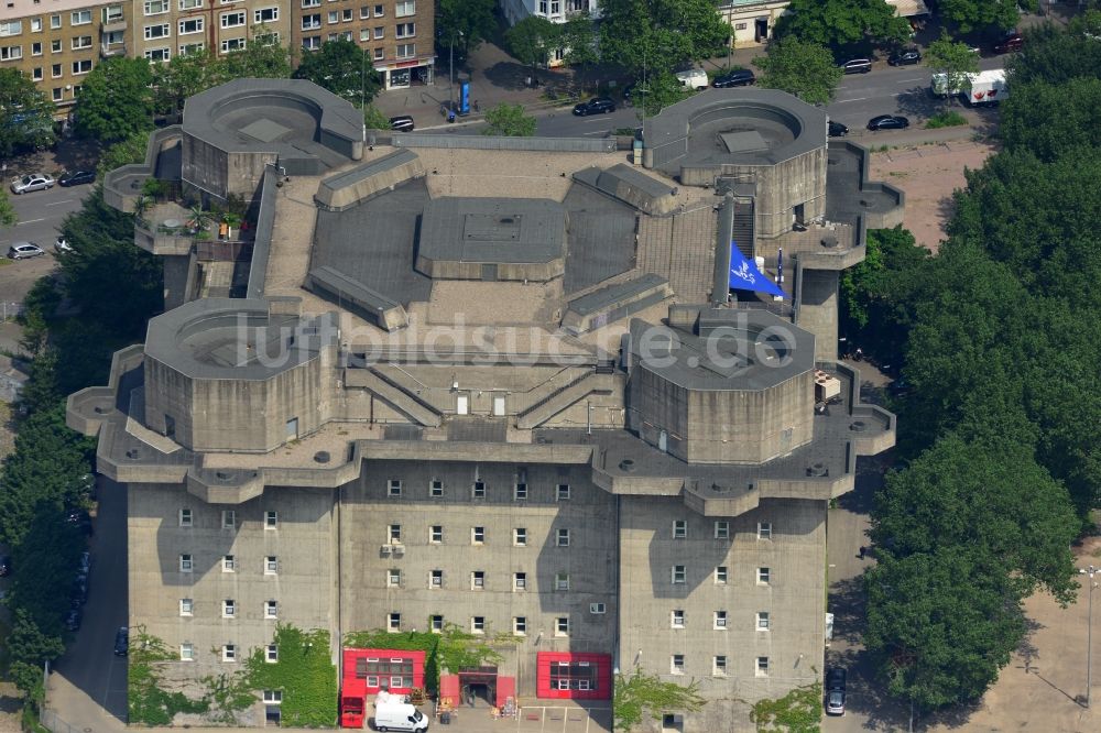 Hamburg aus der Vogelperspektive: Ehemaligen Bunker zur Flak - Abwehr an der Feldstraße in Hamburg