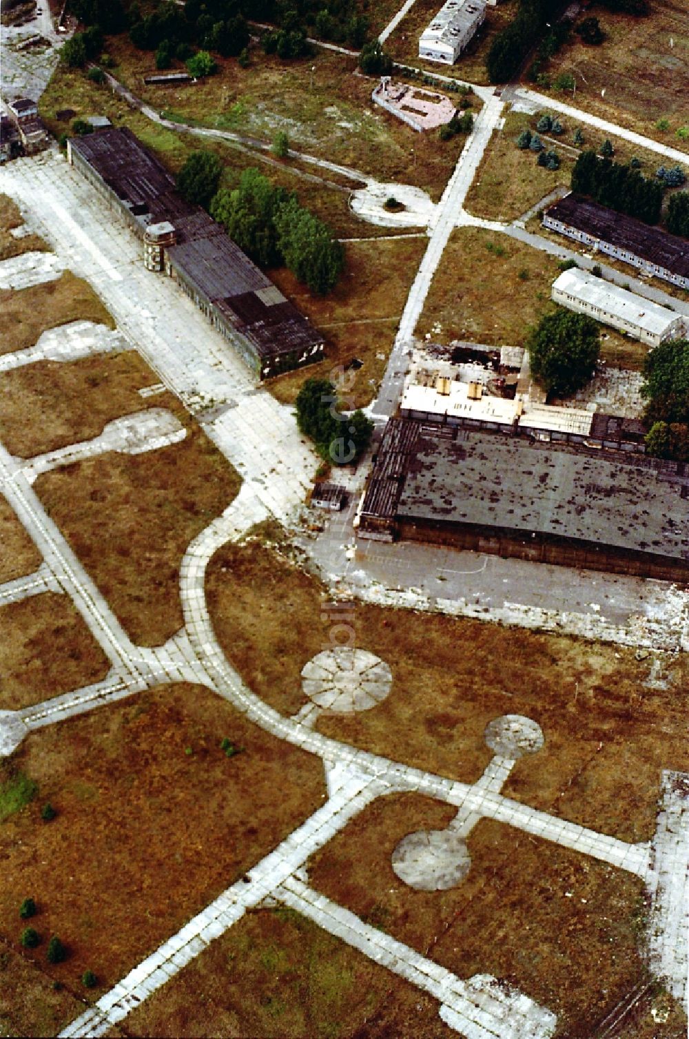 Rangsdorf von oben - Ehemaliger Flugplatz in Rangsdorf im Bundesland Brandenburg, Deutschland