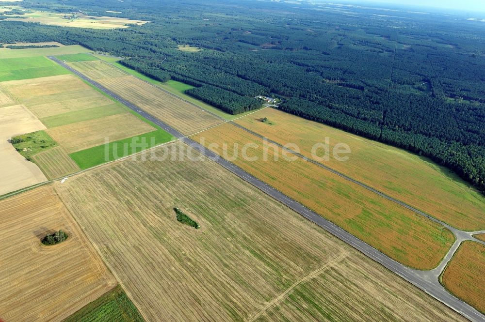 Luftbild Szczecinek / Neustettin - Ehemaliger Militärflugplatz in Wulfflatzke in der Woiwodschaft Westpommern