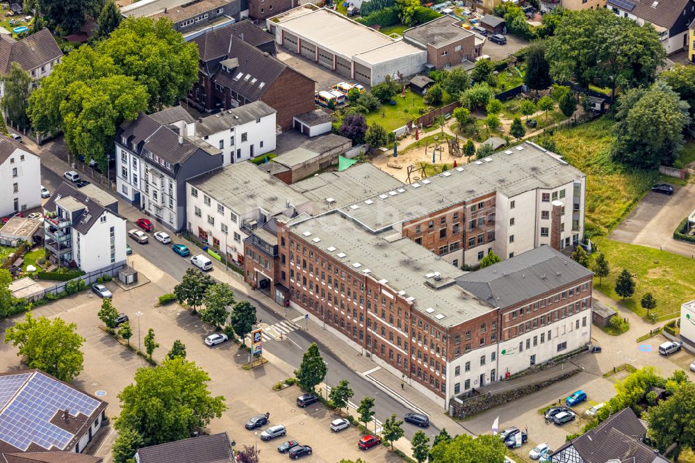 Luftbild Mülheim an der Ruhr - Ehemaliges Fabrik - Gebäude Lederfabrik an der Hansastraße in Mülheim an der Ruhr im Bundesland Nordrhein-Westfalen