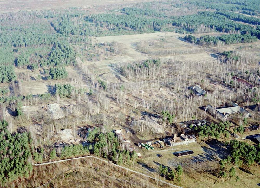 Luftbild Drachhausen - Ehemaliges Kasernengelände bei Drachhausen in Brandenburg. Renaturierungsfläche der Brandenburgischen Boden GmbH.