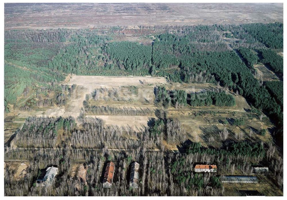 Luftbild Drachhausen - Ehemaliges Kasernengelände bei Drachhausen in Brandenburg. Renaturierungsfläche der Brandenburgischen Boden GmbH.