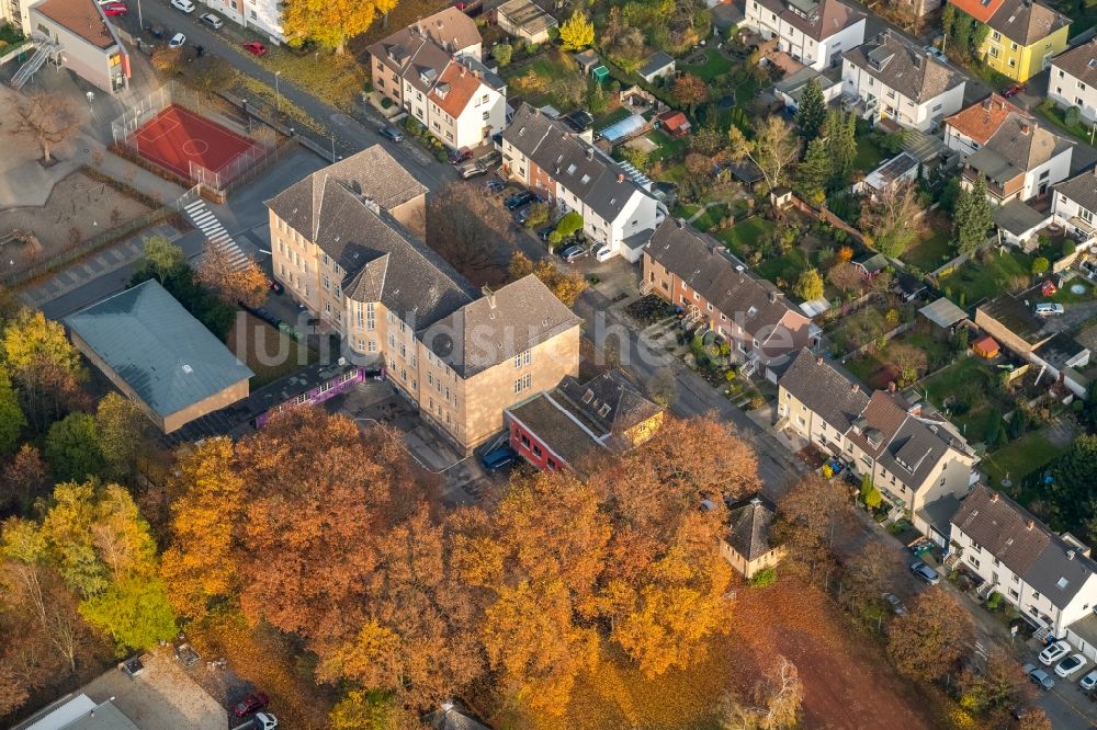 Hamm von oben - Ehemaliges Schulgebäude der Harkortschule in Hamm im Bundesland Nordrhein-Westfalen