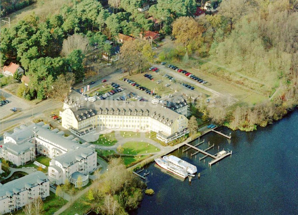 Eichwalde - Brandenburg von oben - Eichwalde - Brandenburg Hotel am Zeuthener See 05.11.2002