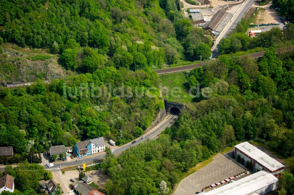 Gevelsberg aus der Vogelperspektive: Ein- und Ausfahrt des Kruiner Tunnel in Gevelsberg im Bundesland Nordrhein-Westfalen