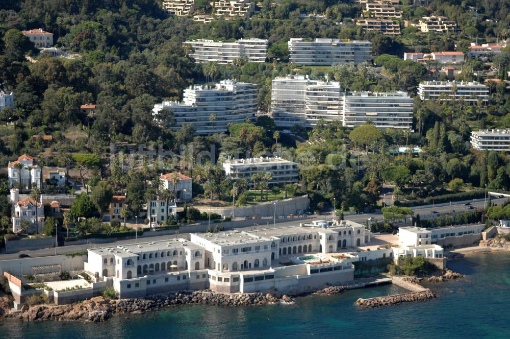 Cannes von oben - Ein Wohngebiet an der Avenue du Maréchal Juin im Stadtteil La Californie in Cannes