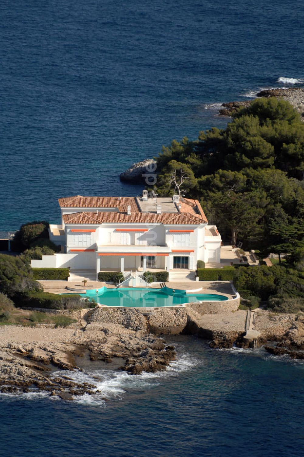 Luftaufnahme Antibes - Eine Villa am Cap d'Antibes im Stadtteil Juan-les-Pins von Antibes