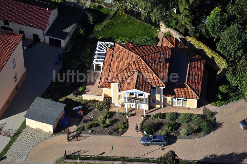 Luftaufnahme Werneuchen - Einfamilien - Musterhaus der Firma CITY.BAUTEN an der Freienwalder Strasse in Werneuchen