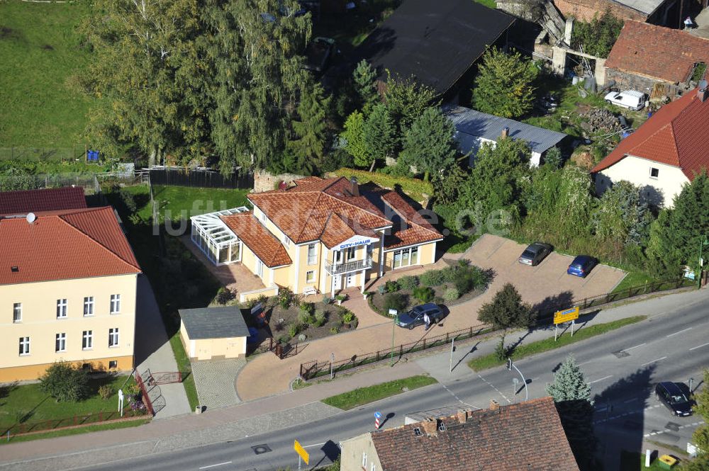 Luftbild Werneuchen - Einfamilien - Musterhaus der Firma CITY.BAUTEN an der Freienwalder Strasse in Werneuchen