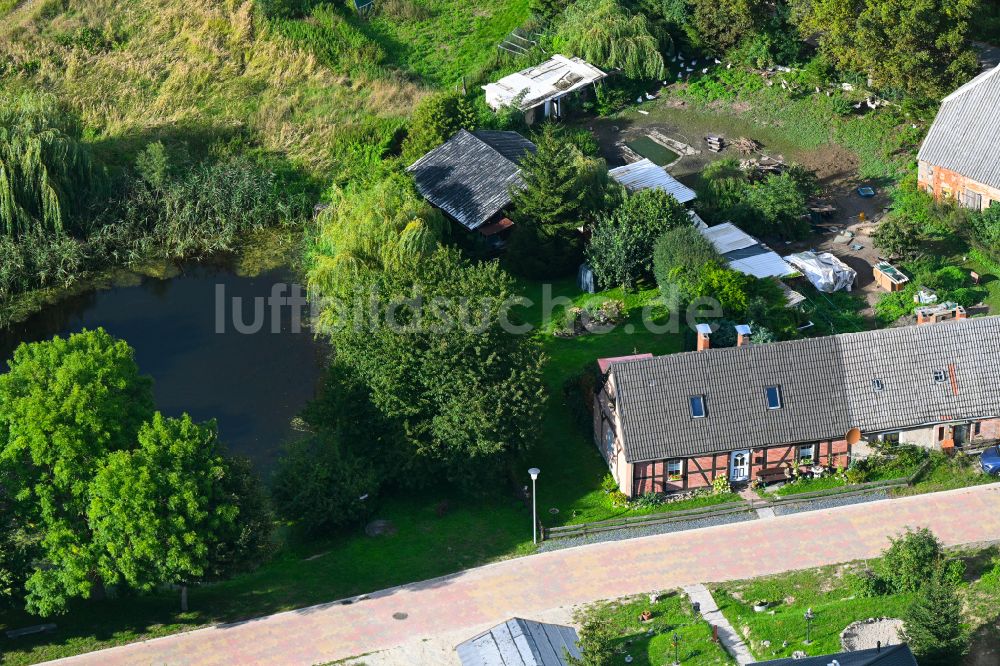 Groß Daberkow von oben - Einfamilienhaus in Groß Daberkow im Bundesland Mecklenburg-Vorpommern, Deutschland