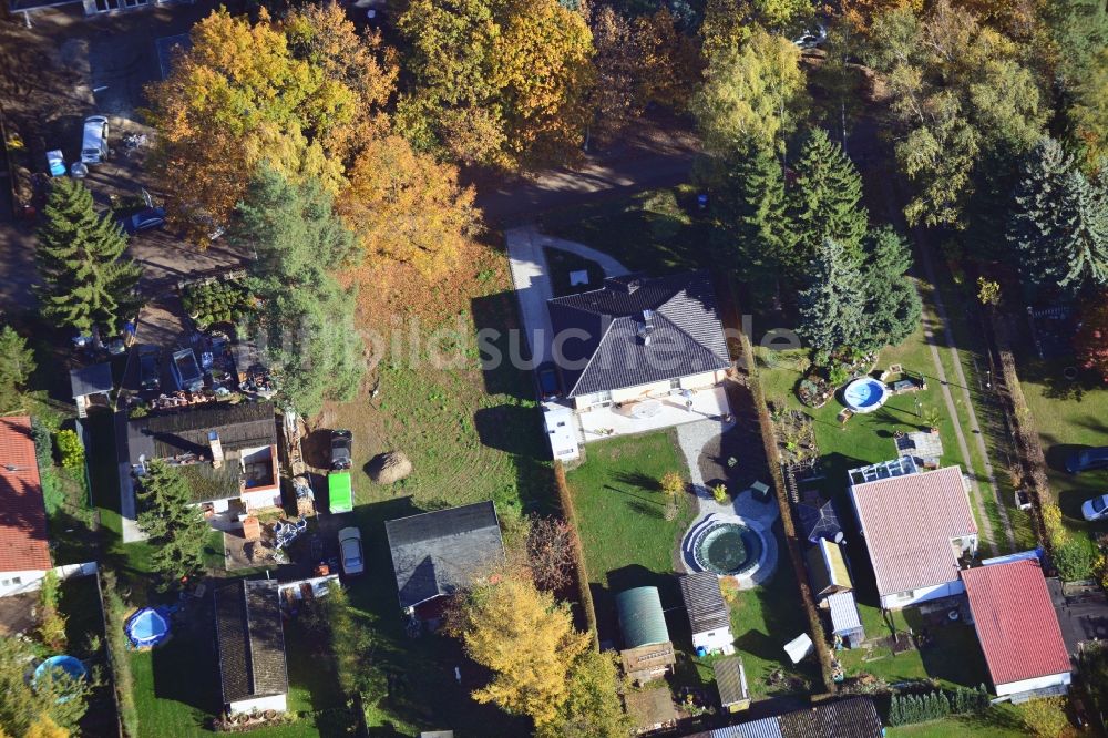 Vogelsdorf aus der Vogelperspektive: Einfamilienhaus- und Kleingarten- Wohngebiet Fredersdorf-Vogelsdorf im Bundesland Brandenburg