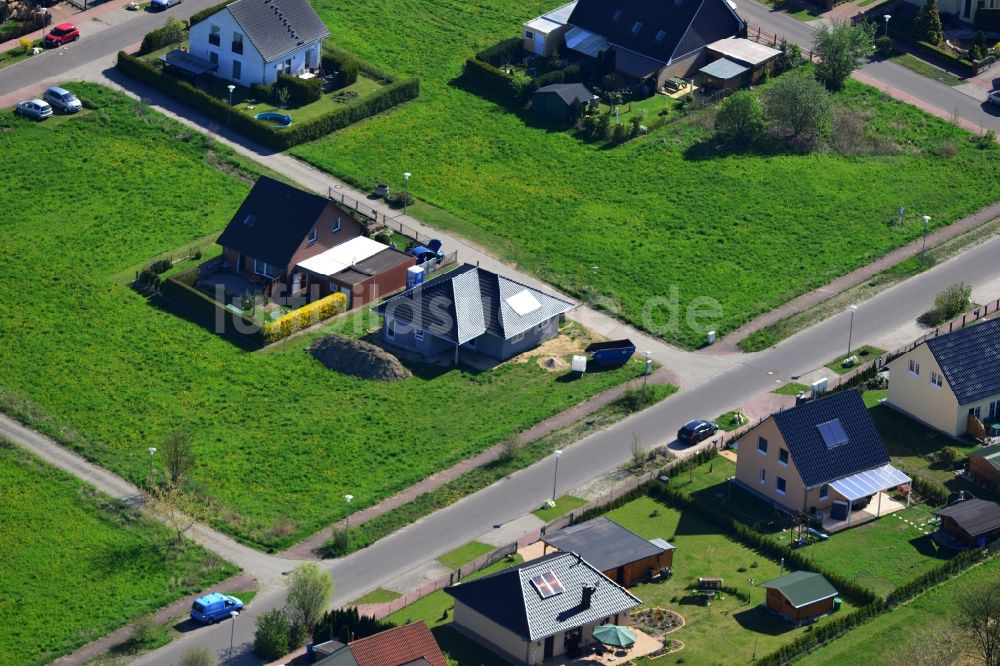 Luftbild Rüdersdorf OT Alt-Rüdersdorf - Einfamilienhaus- Neubau Wohngebiet amHemmoor-Ring in Alt-Rüdersdorf, einem Ortsteil von Rüdersdorf im Bundesland Brandenburg