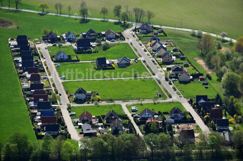 Rüdersdorf OT Alt-Rüdersdorf von oben - Einfamilienhaus- Neubau Wohngebiet amHemmoor-Ring in Alt-Rüdersdorf, einem Ortsteil von Rüdersdorf im Bundesland Brandenburg