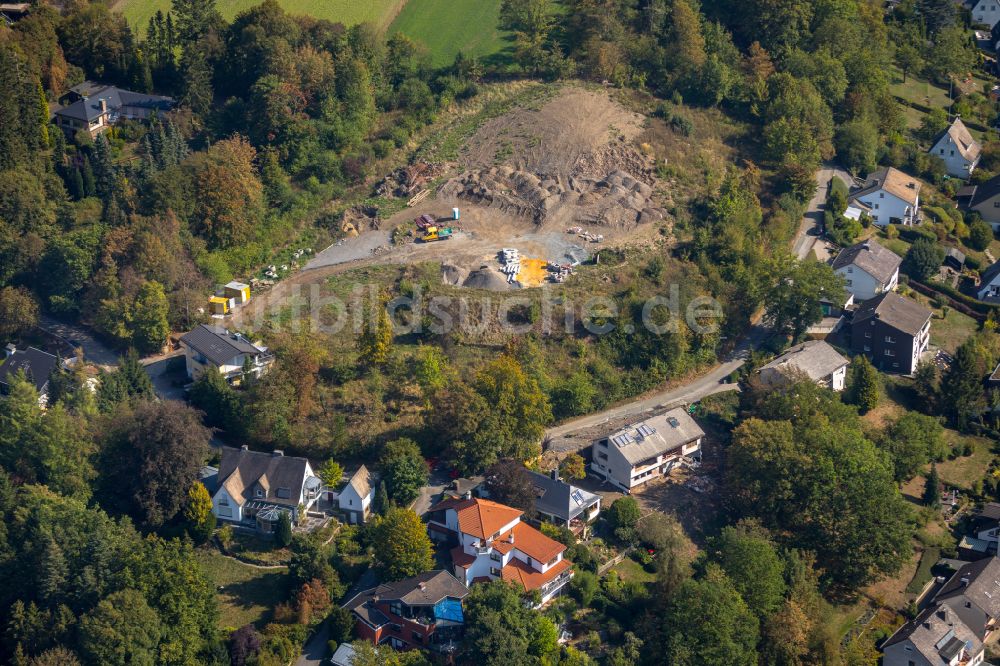 Luftbild Meschede - Einfamilienhaus- Neubau im Wohngebiet der Einfamilienhaus- Siedlung in Meschede im Bundesland Nordrhein-Westfalen, Deutschland