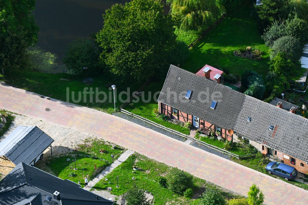 Groß Daberkow von oben - Einfamilienhaus- Neubau im Wohngebiet der Einfamilienhaus- Siedlung Zum Pastorhaus in Groß Daberkow im Bundesland Mecklenburg-Vorpommern, Deutschland