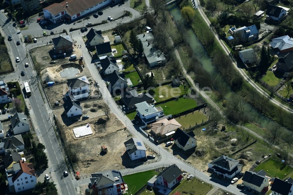 Berlin aus der Vogelperspektive: Einfamilienhaus-Neubauprojekt Am Wuhlebogen im Ortsteil Kaulsdorf in Berlin