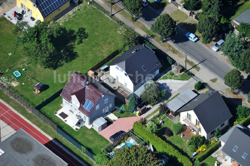 Berlin Kaulsdorf aus der Vogelperspektive: Einfamilienhaus- Siedlung in Berlin-Kaulsdorf