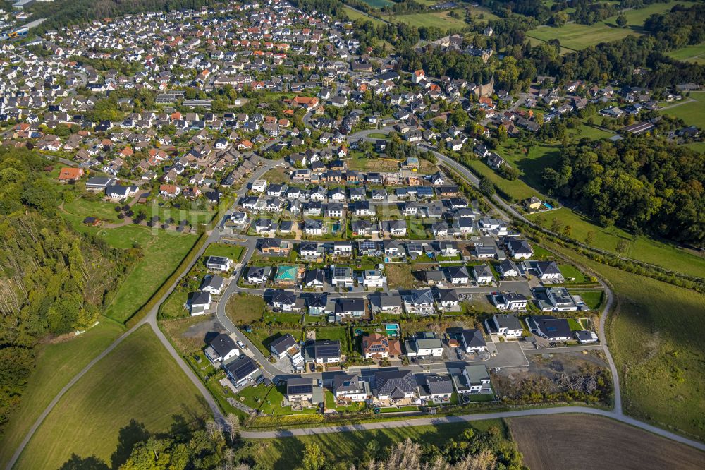 Luftbild Herdringen - Einfamilienhaus- Siedlung Am Spielberg in Herdringen im Bundesland Nordrhein-Westfalen, Deutschland