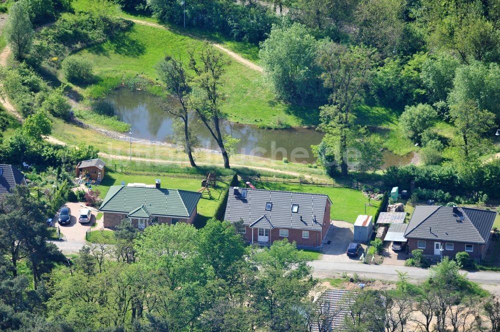 Luftbild Werneuchen - Einfamilienhaus - Wohngebiet am Rosenring in 16356 Werneuchen