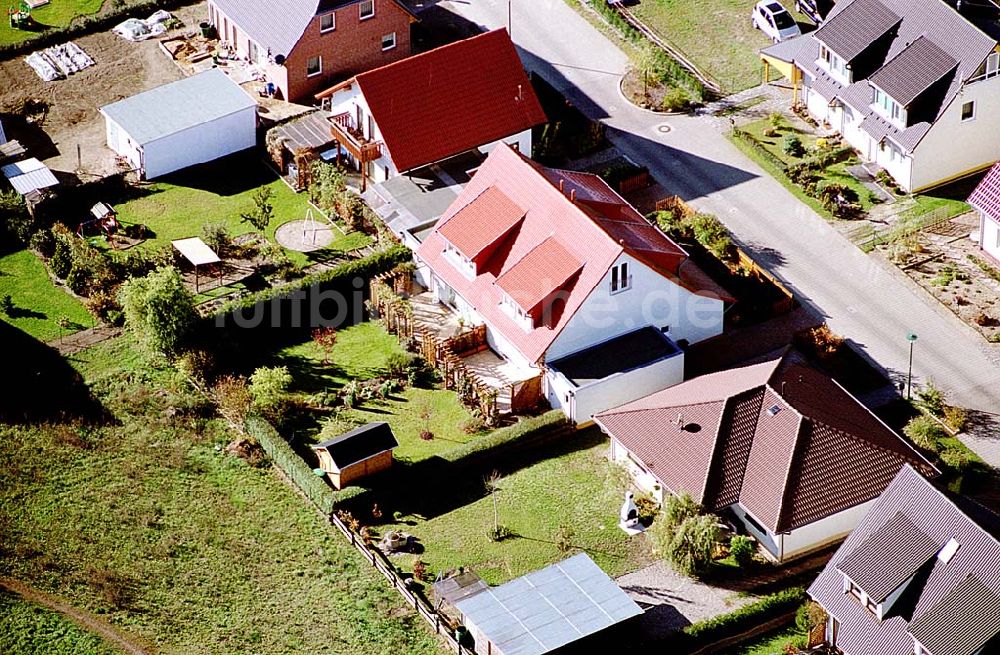 Luftaufnahme Eberswalde-Lichterfelde / Brandenburg - Einfamilienhausneubausiedlung im Stadtteil Lichterfelde von Eberswalde in Brandenburg