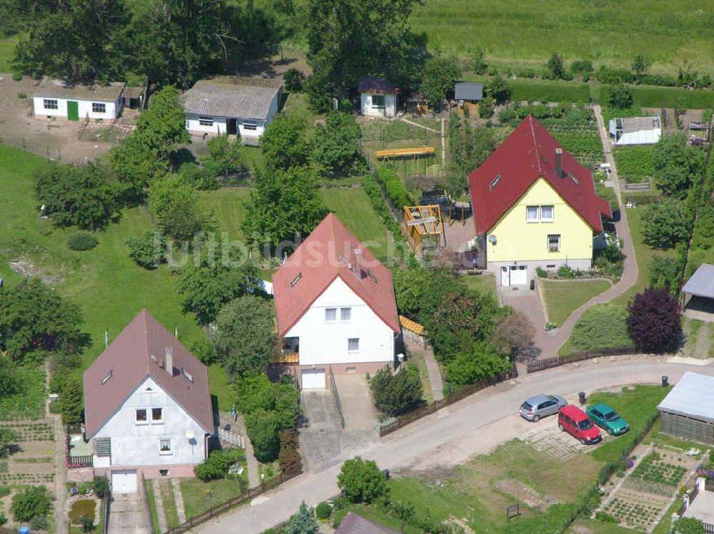 Ballin / Mecklenburg-Vorpommern von oben - Einfamilienhäuser