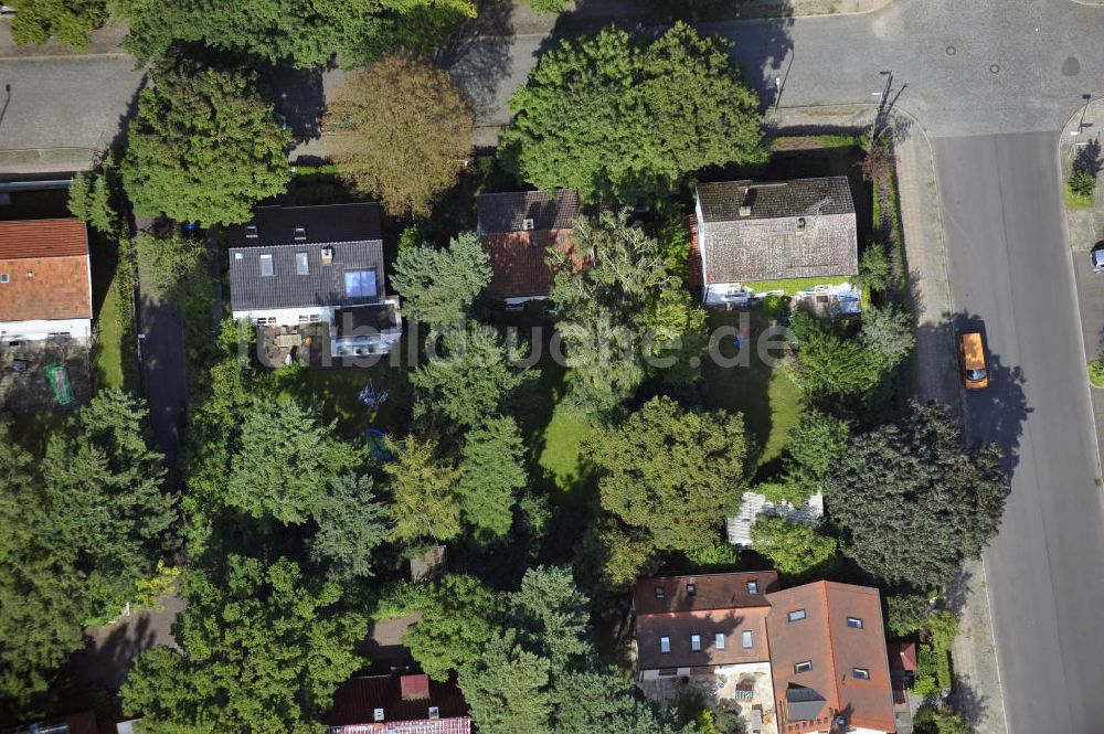 Berlin von oben - Einfamilienhäuser / One family houses