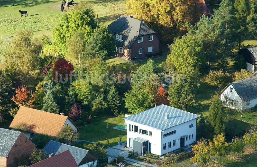 Nausdorf / Lenzen aus der Vogelperspektive: Einfamilienhäuser Ortsteil Nausdorf der Gemeinde Lenzen